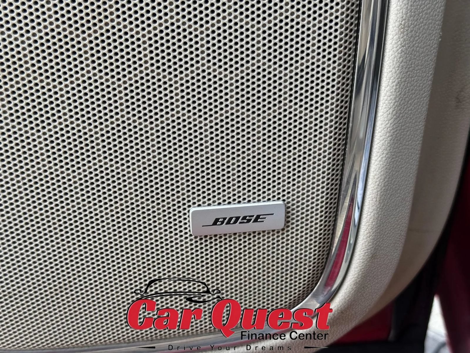 Used 2015 GMC Yukon Denali w/ Premium Package AWD/4WD image 33