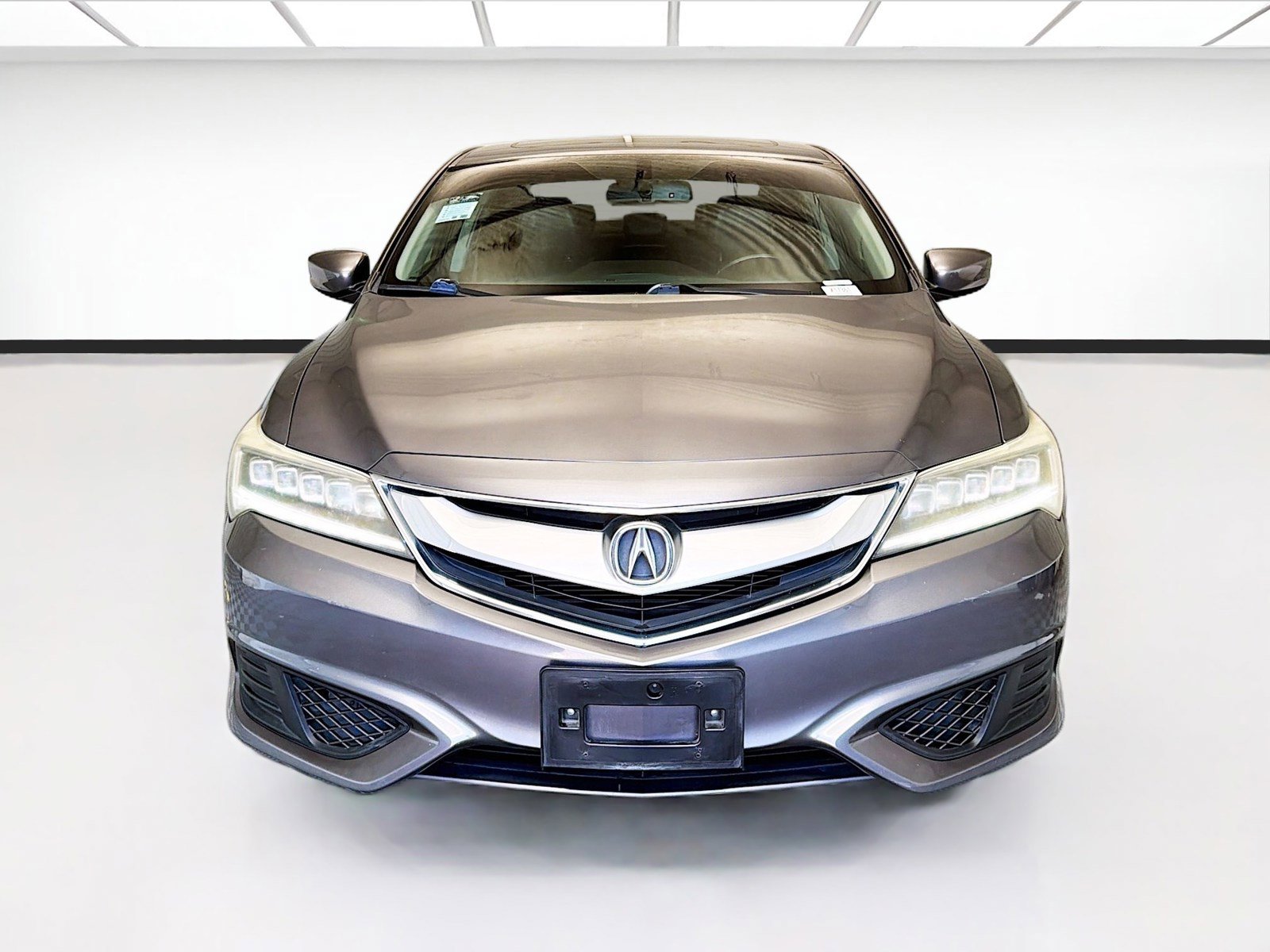 Used 2018 Acura ILX FWD image 2