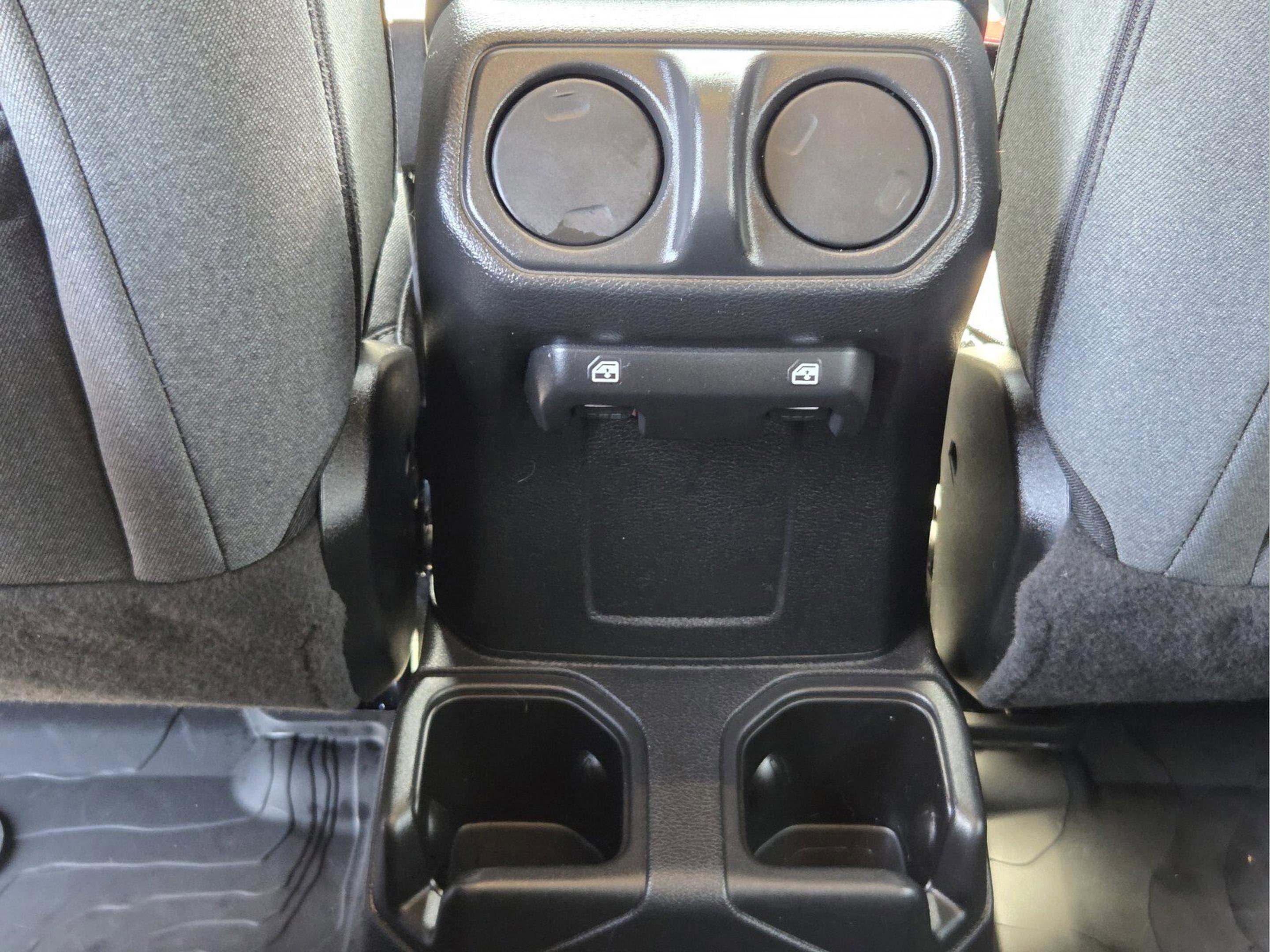 Certified 2024 Jeep Wrangler Sport S image 16