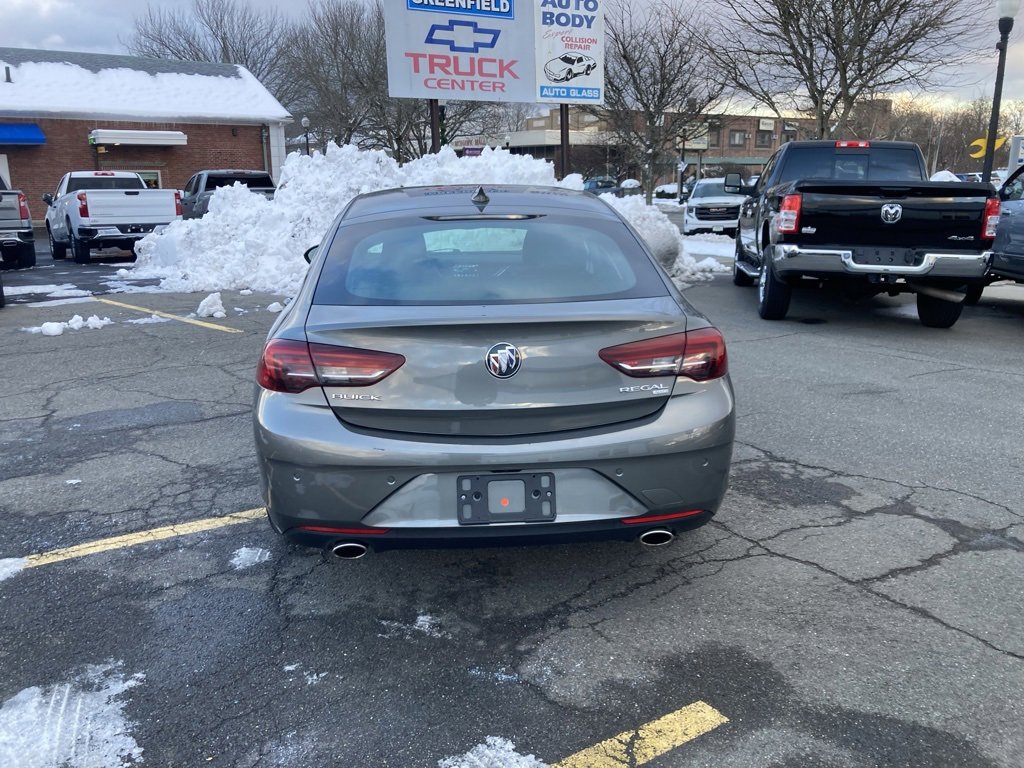 Used 2018 Buick Regal Essence w/ Driver Confidence Package #1 image 6
