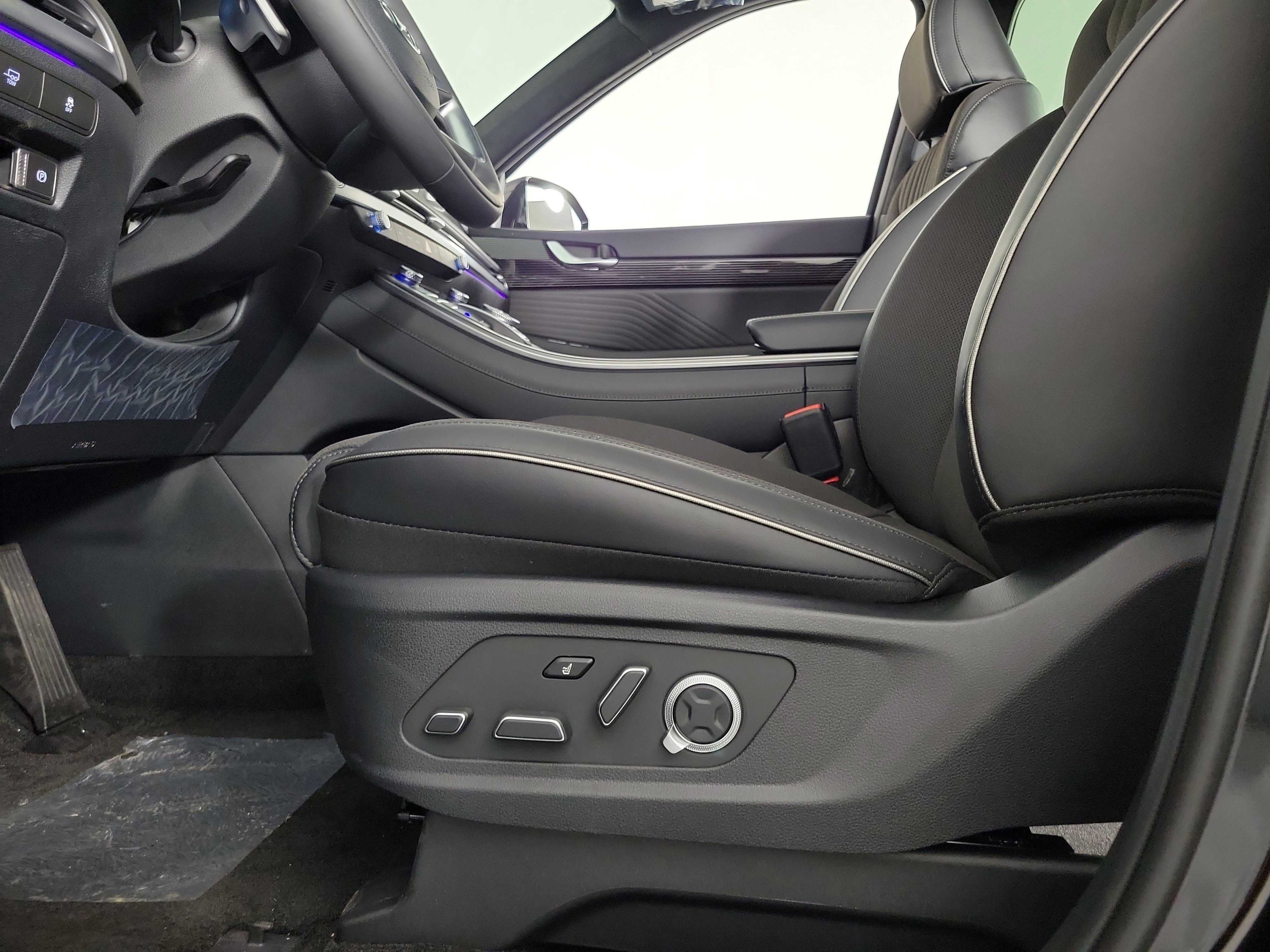 New 2025 Hyundai Palisade Calligraphy image 25