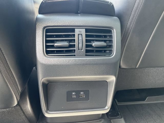 Used 2023 Nissan Rogue Platinum FWD image 22