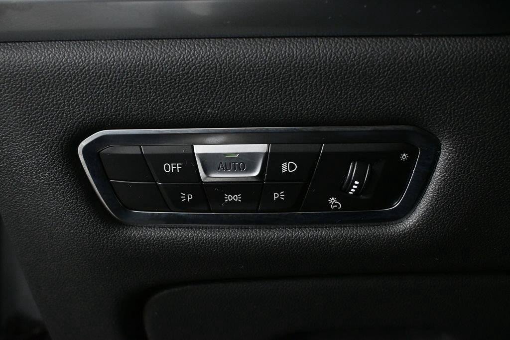 Used 2023 BMW X7 xDrive40i w/ Executive Package AWD/4WD image 9