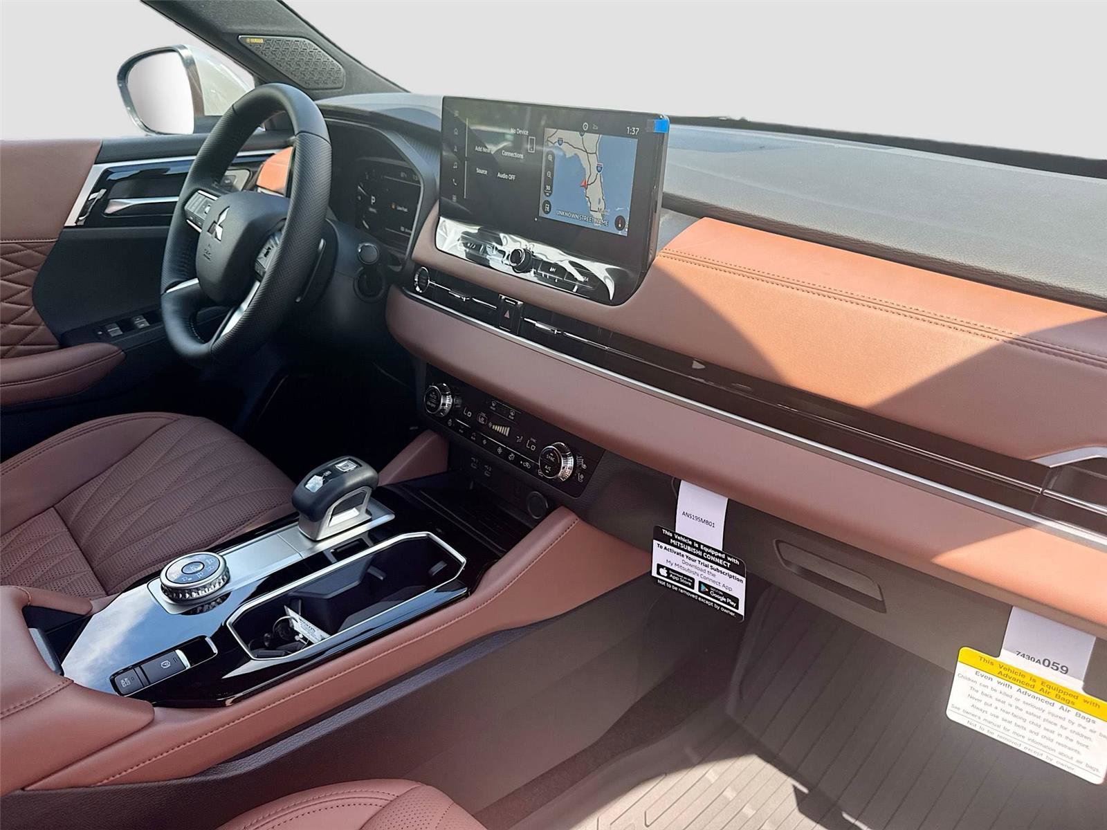 New 2025 Mitsubishi Outlander SEL image 30