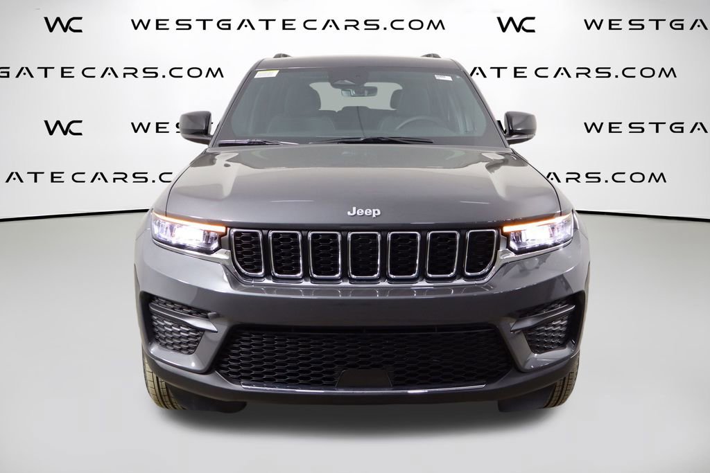 New 2026 Jeep Grand Cherokee Laredo X video 2