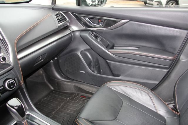 Used 2019 Subaru Crosstrek 2.0i Limited w/ Moonroof Package w/Navigation image 30