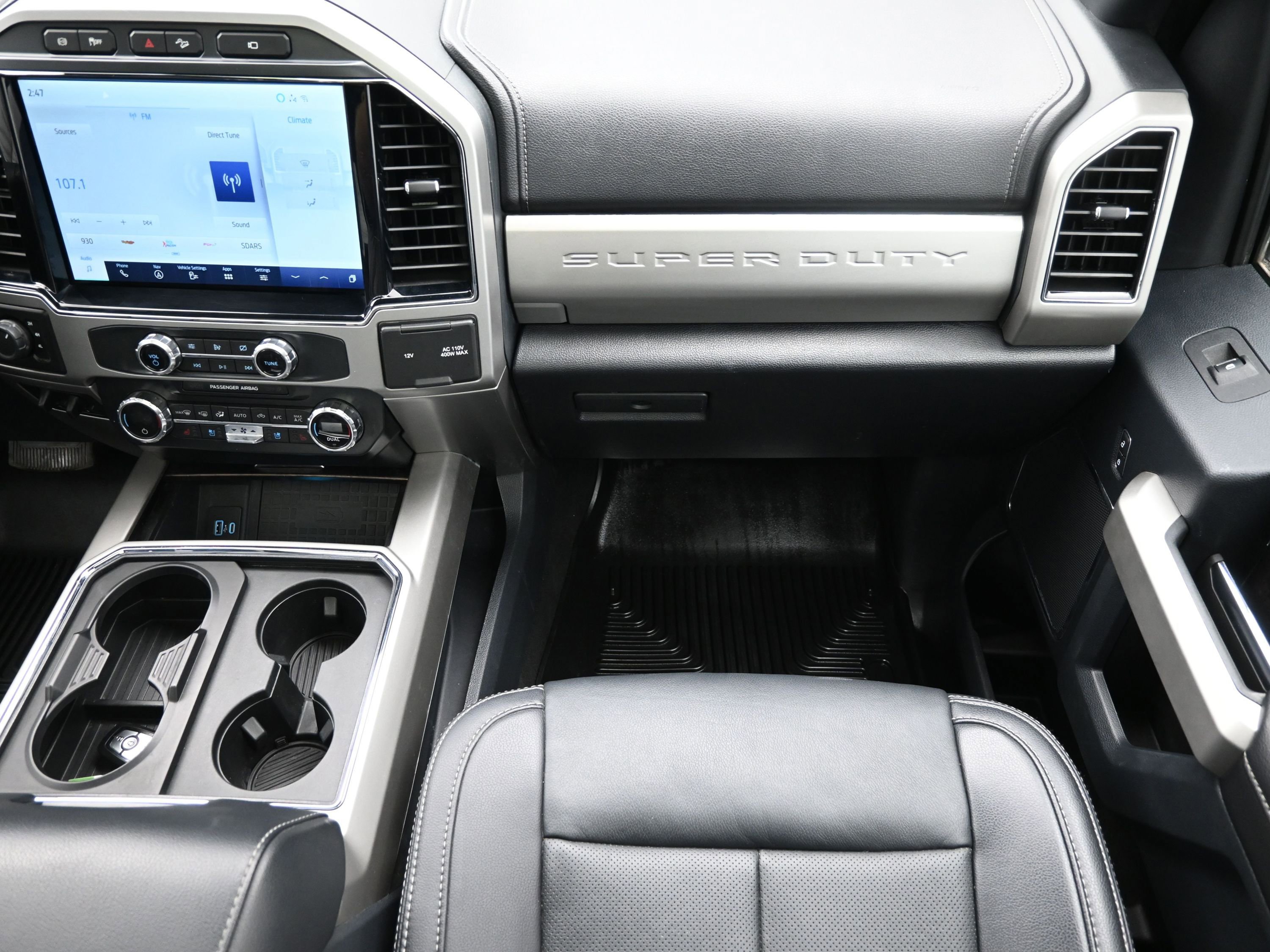 Used 2022 Ford F250 Lariat w/ Lariat Ultimate Package AWD/4WD image 38