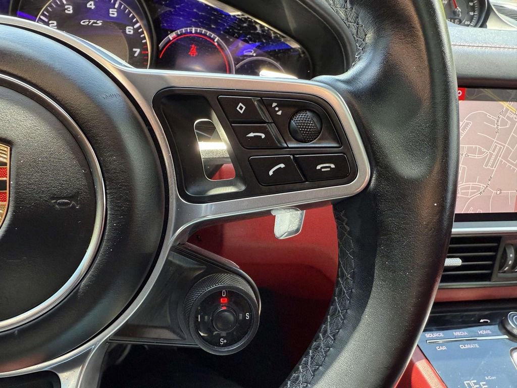 Used 2021 Porsche Cayenne GTS AWD/4WD image 21