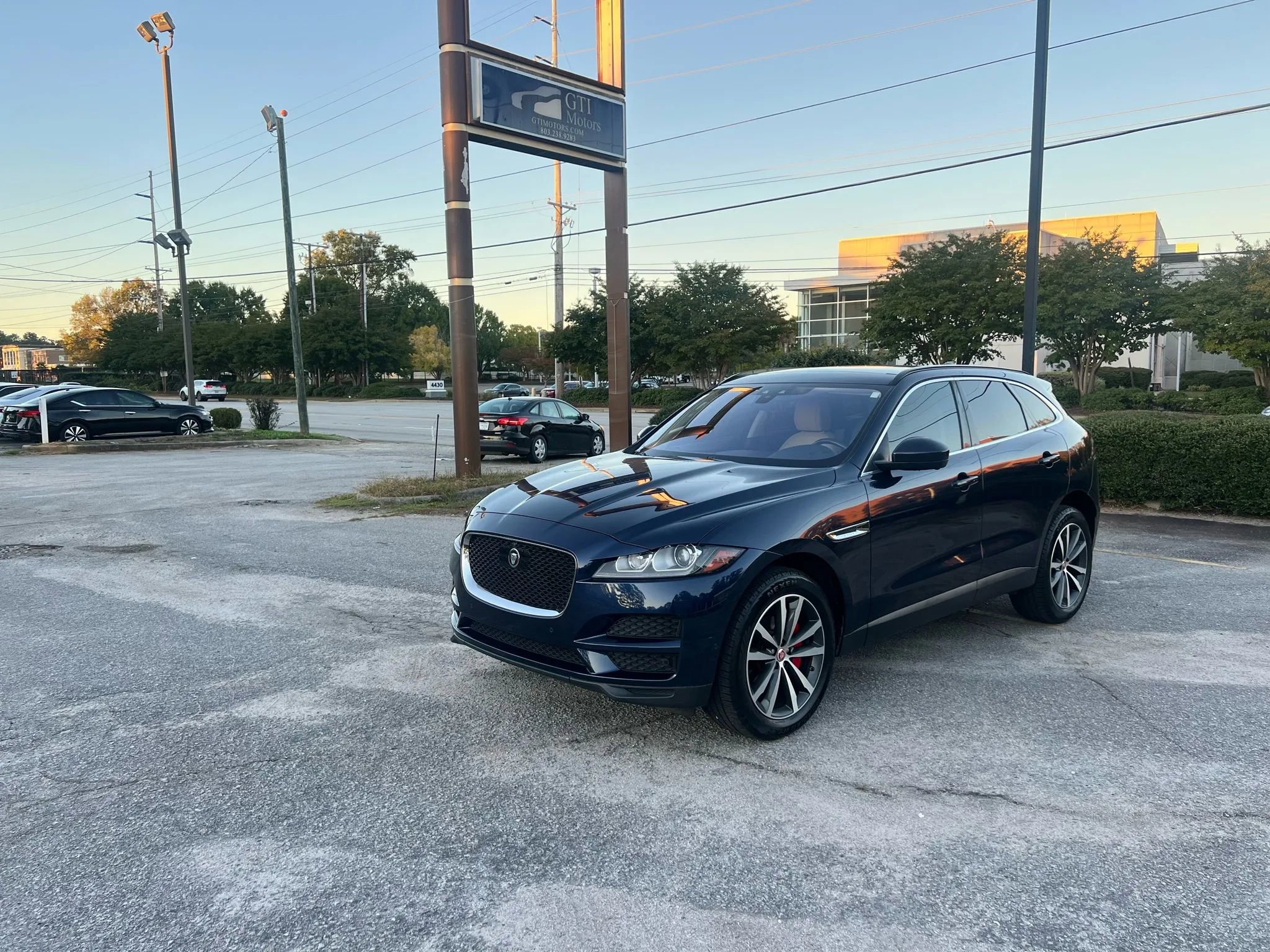 Used 2019 Jaguar F-PACE Prestige