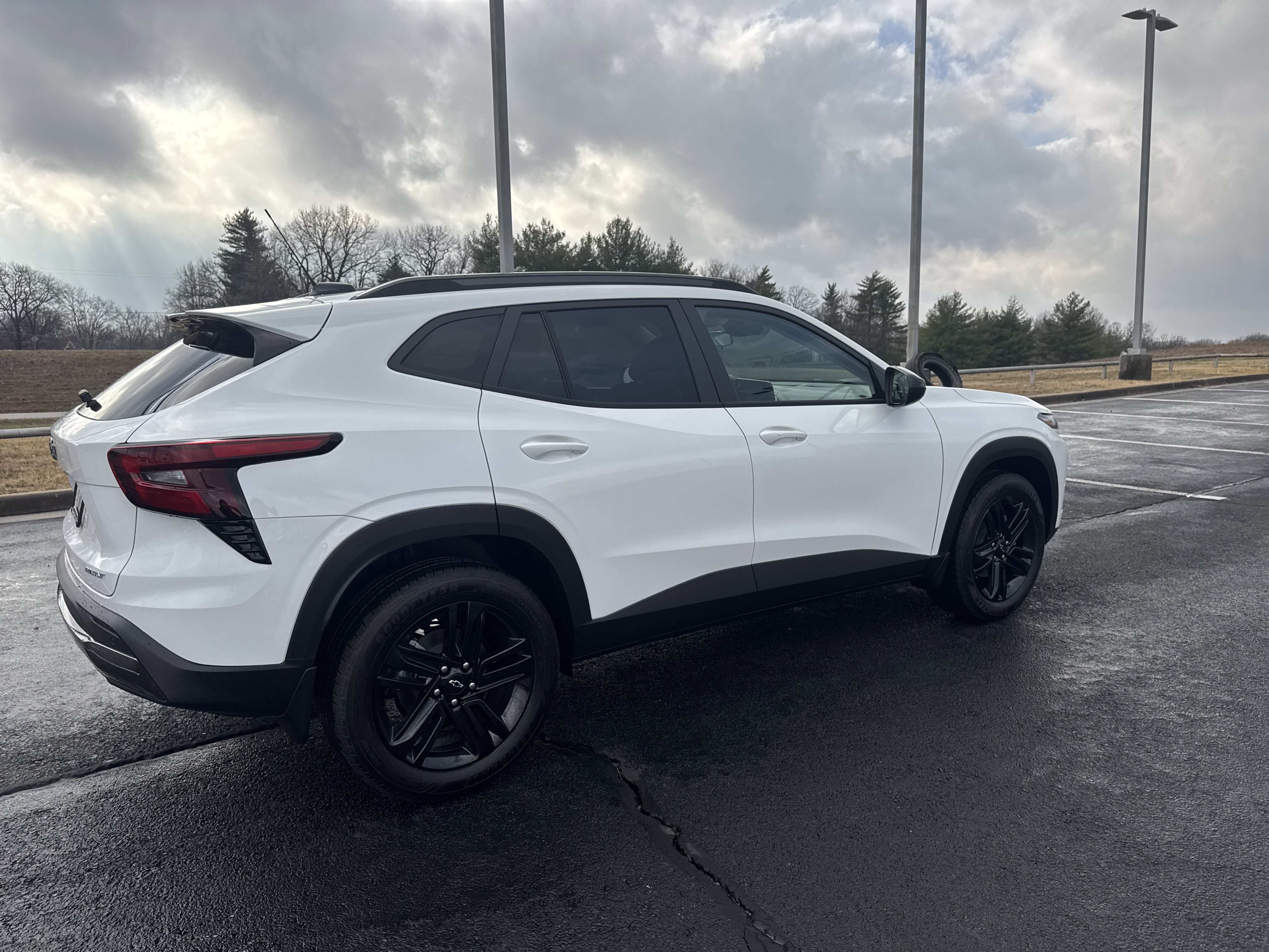 New 2026 Chevrolet Trax ACTIV image 3