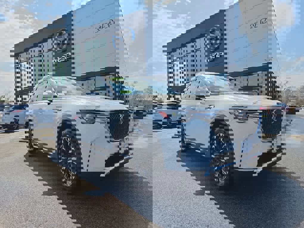 Used 2024 MAZDA CX-90 Plug-In Hybrid w/ Premium Pkg image 2