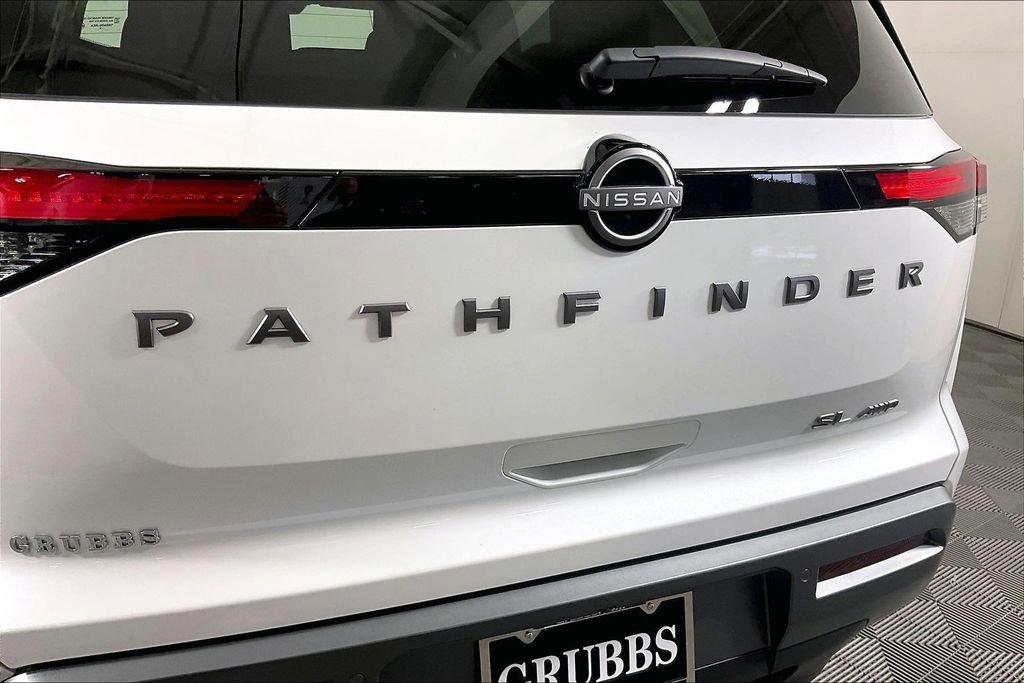 New 2026 Nissan Pathfinder SL image 39