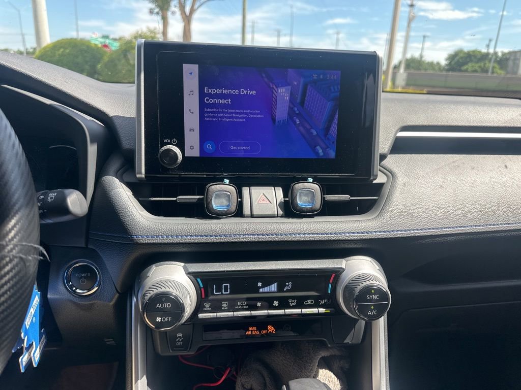 Certified 2024 Toyota RAV4 SE AWD/4WD image 9