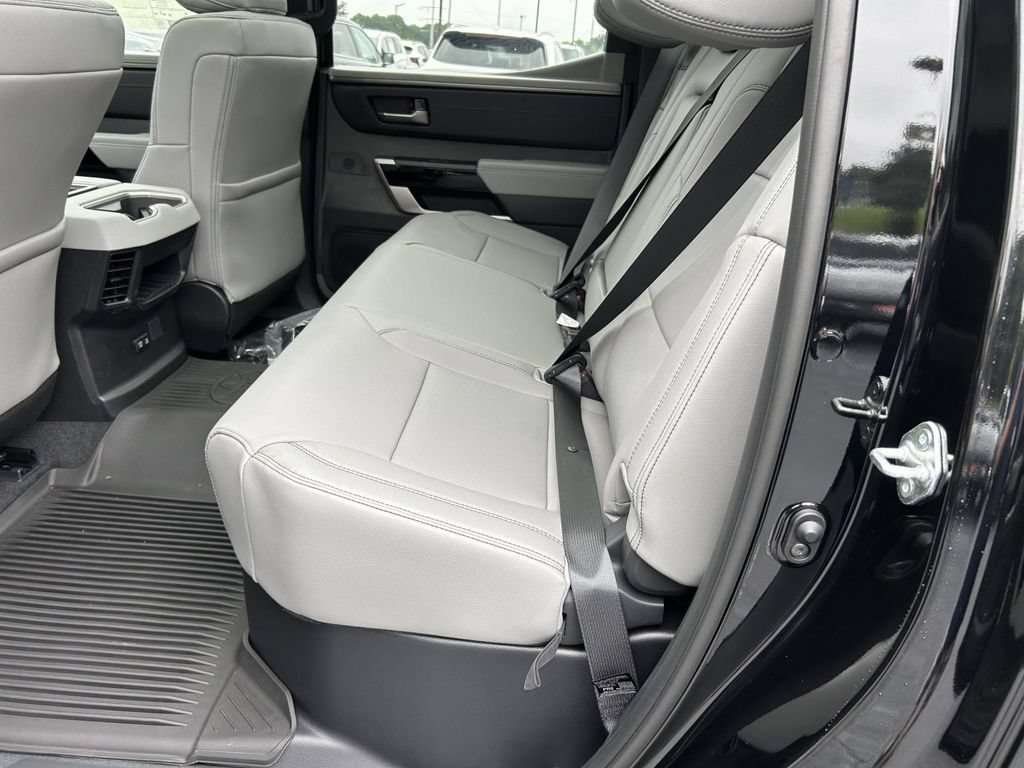 New 2026 Toyota Tundra Limited AWD/4WD image 16