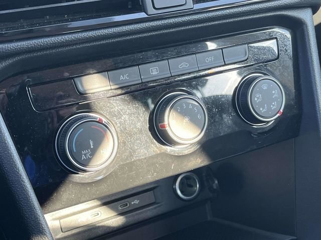 Used 2024 Volkswagen Taos S image 29