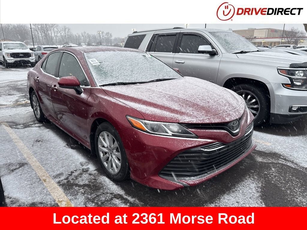 Used 2019 Toyota Camry LE image 1