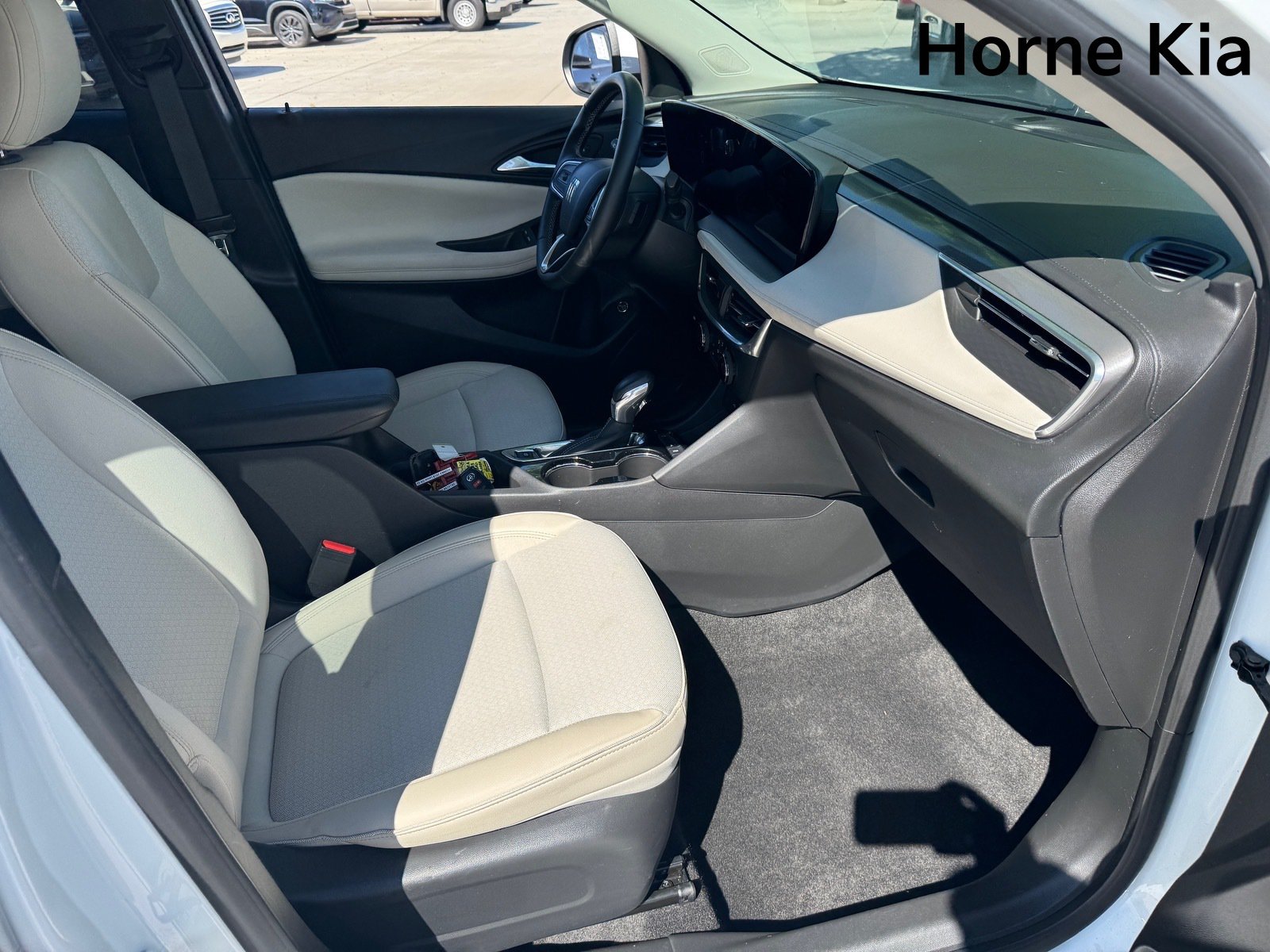 Used 2024 Buick Encore GX Preferred w/ Comfort Package FWD image 26