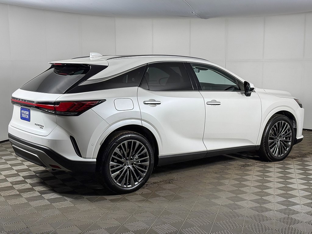 Used 2025 Lexus RX 450h AWD w/ Convenience Package image 15
