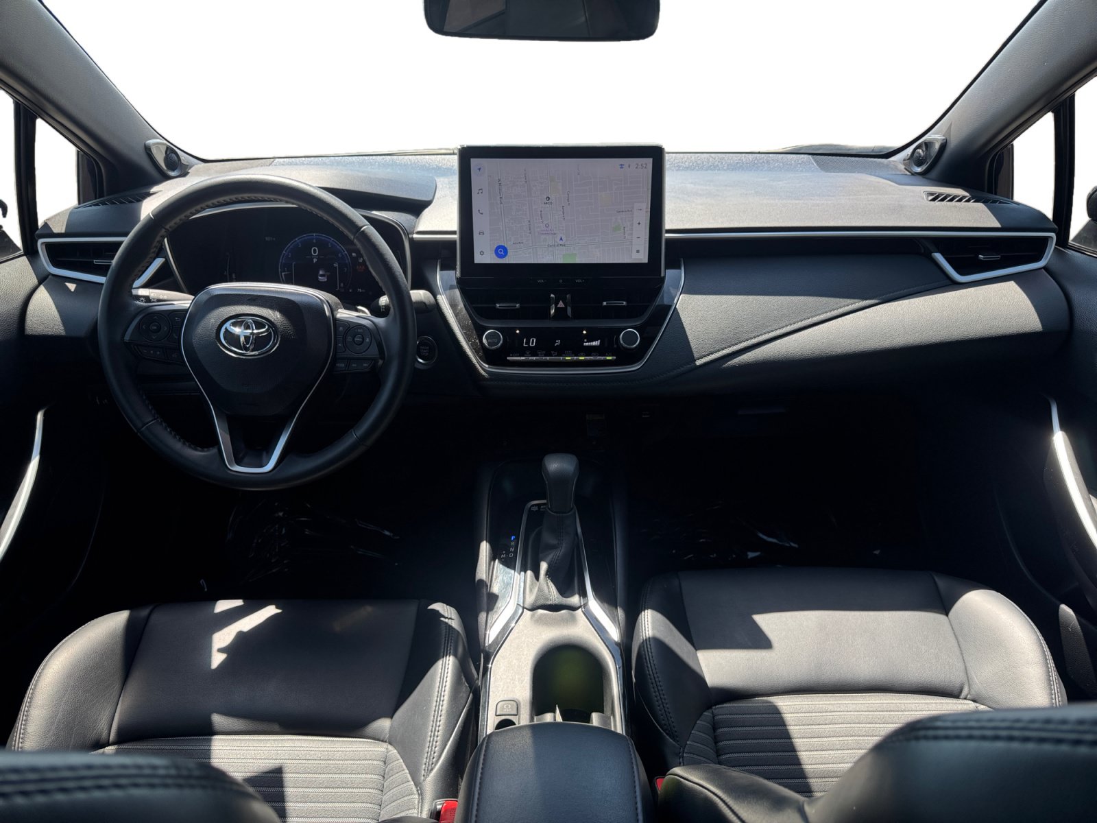 Used 2025 Toyota Corolla XSE FWD image 10