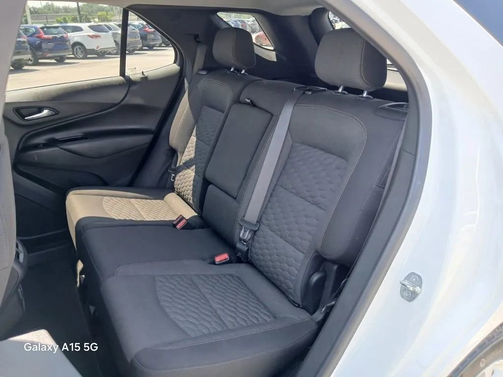 Used 2021 Chevrolet Equinox LT image 12