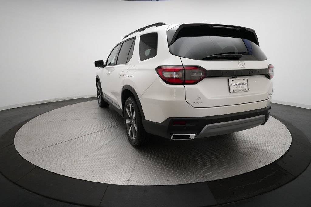 Certified 2025 Honda Pilot Elite image 37