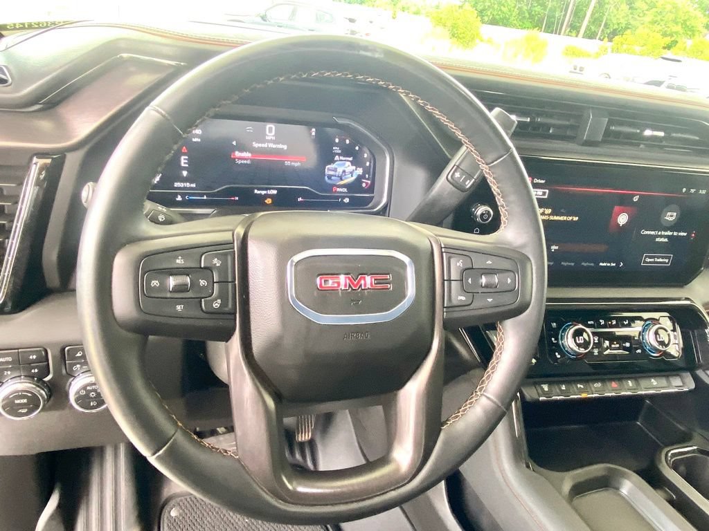 Used 2025 GMC Sierra 2500 AT4 AWD/4WD image 29