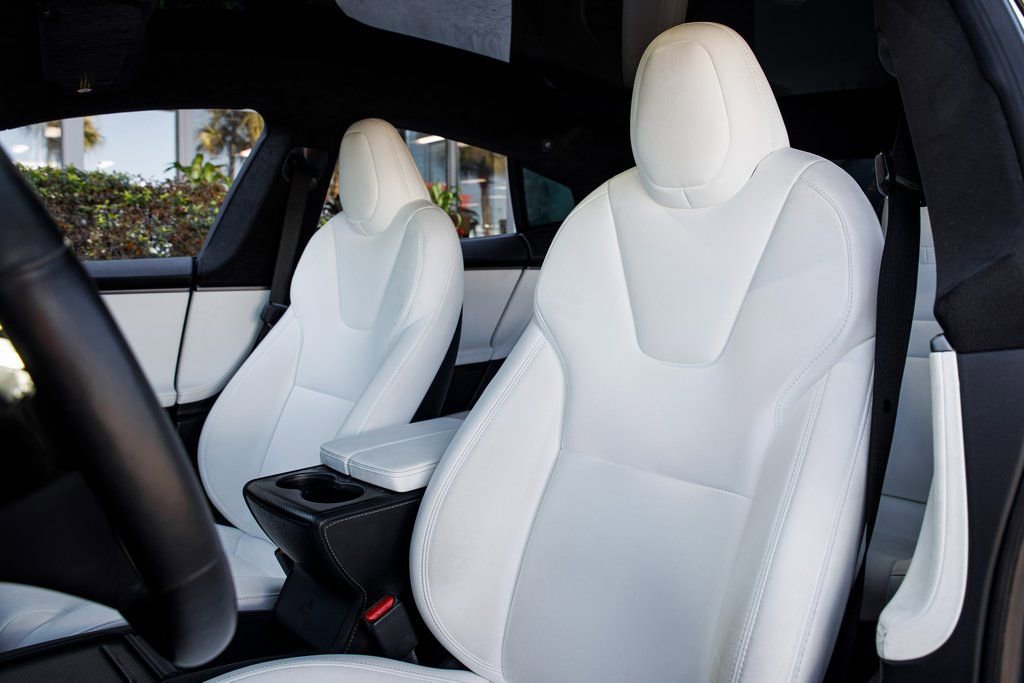 Used 2020 Tesla Model S Performance image 25