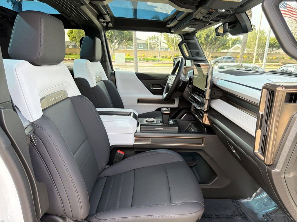 Used 2025 GMC Hummer EV 3X w/ Battery Pack, 24 Module Pack AWD/4WD image 32