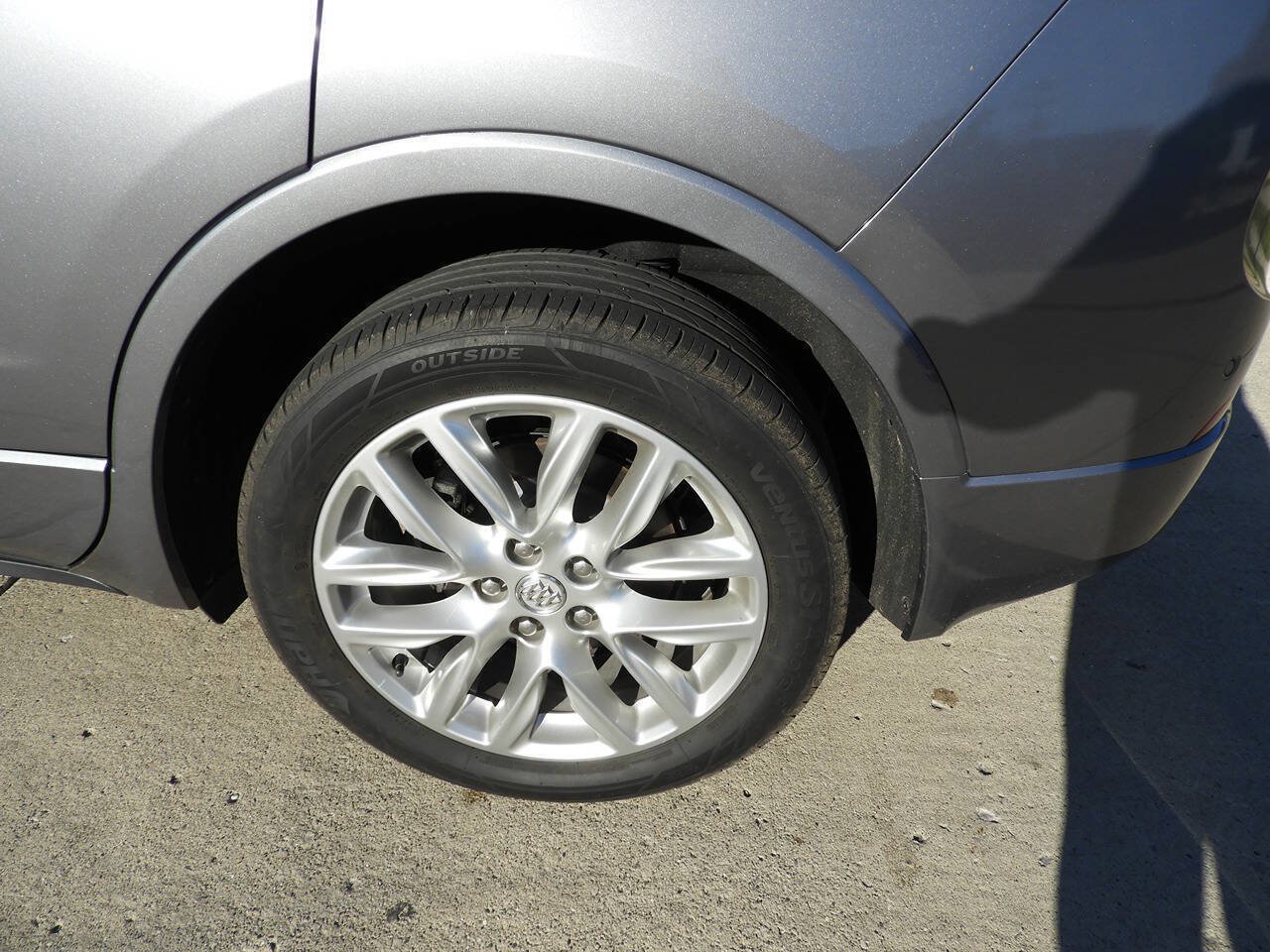 Used 2019 Buick Envision Premium AWD/4WD image 16