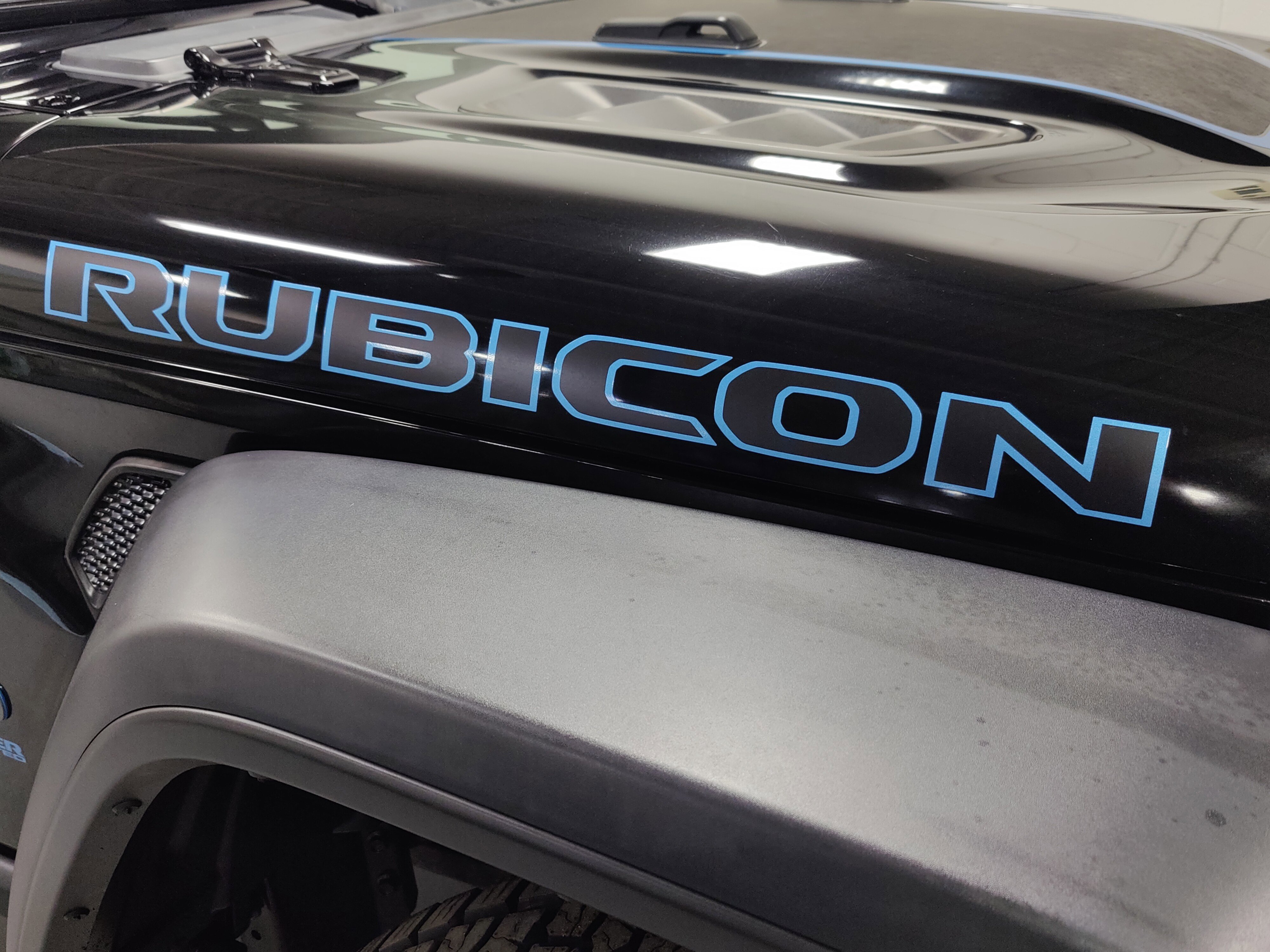 Used 2022 Jeep Wrangler Unlimited Rubicon 4xe image 4