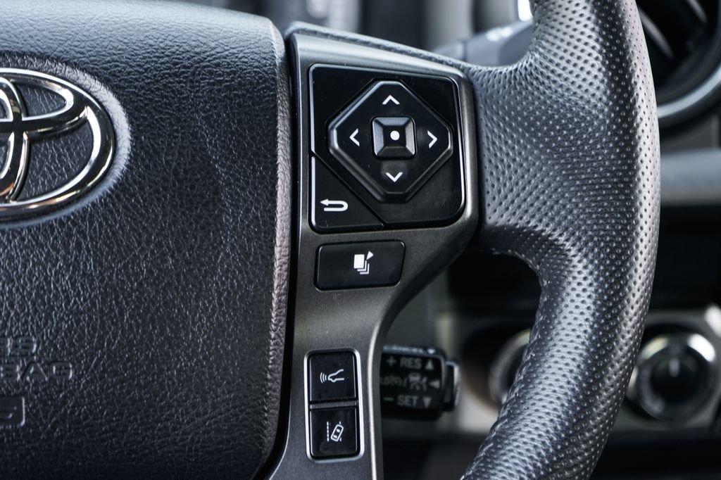 Used 2021 Toyota Tacoma TRD Pro AWD/4WD image 23