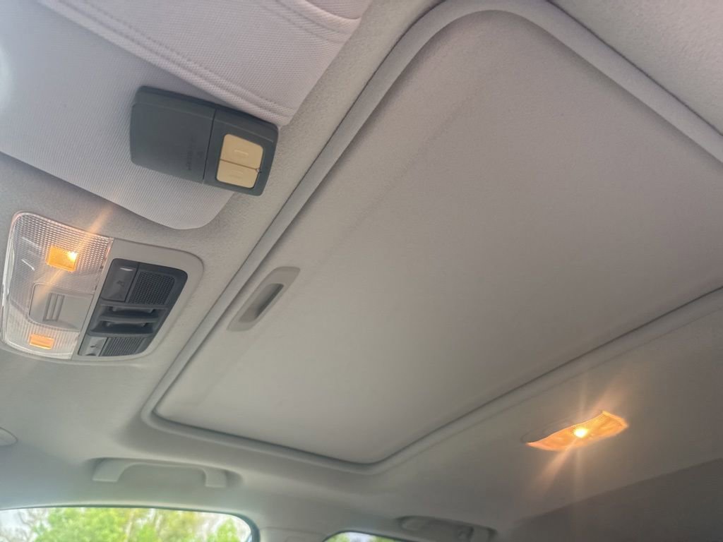 Used 2016 Subaru Crosstrek 2.0i Premium w/ Moonroof Package image 15