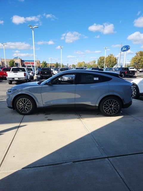 New 2025 Ford Mustang Mach-E Premium image 5