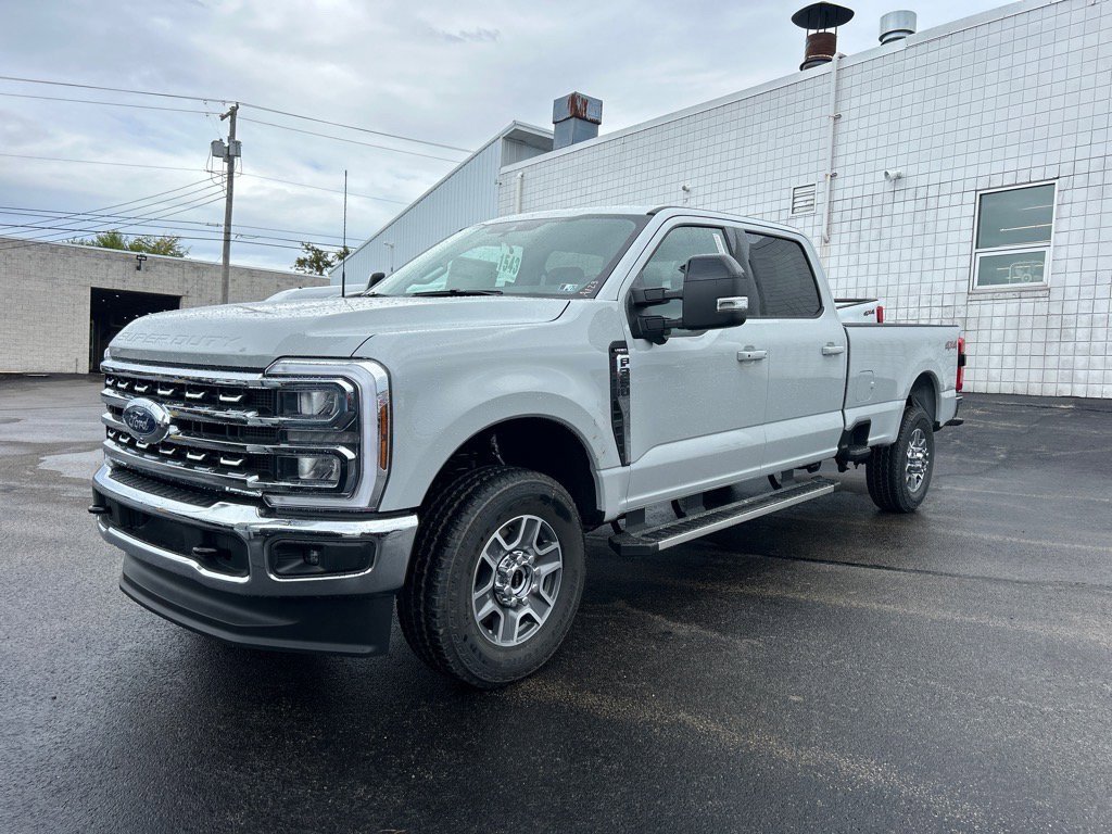 New 2026 Ford F350 4x4 Crew Cab Super Duty