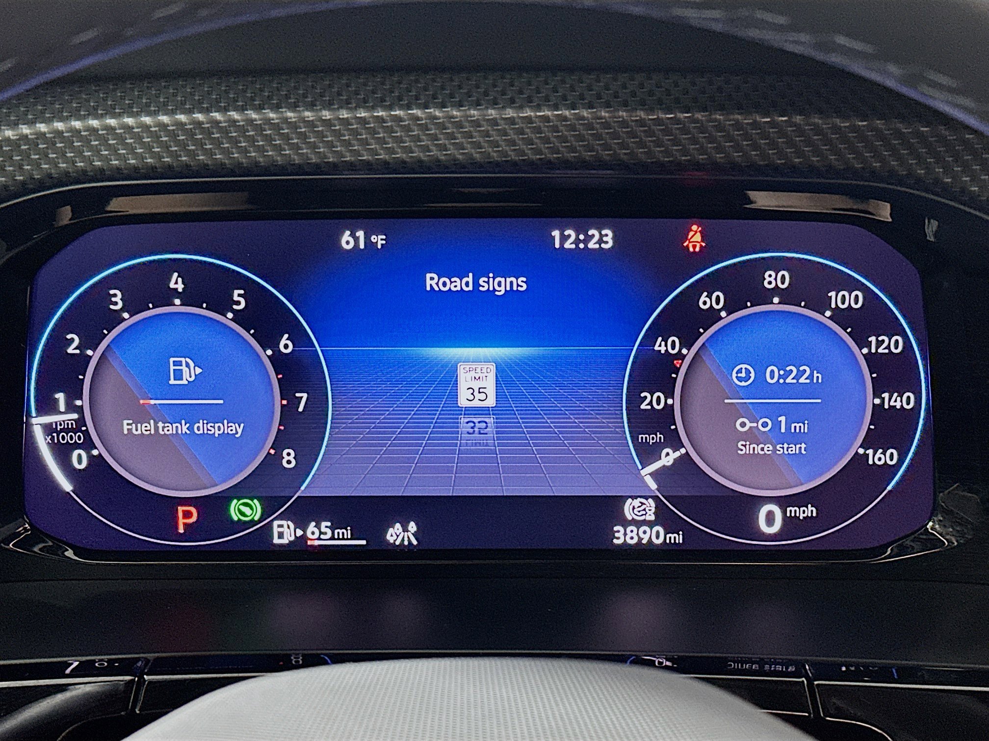 Used 2025 Volkswagen Atlas Cross Sport SEL R-Line image 12