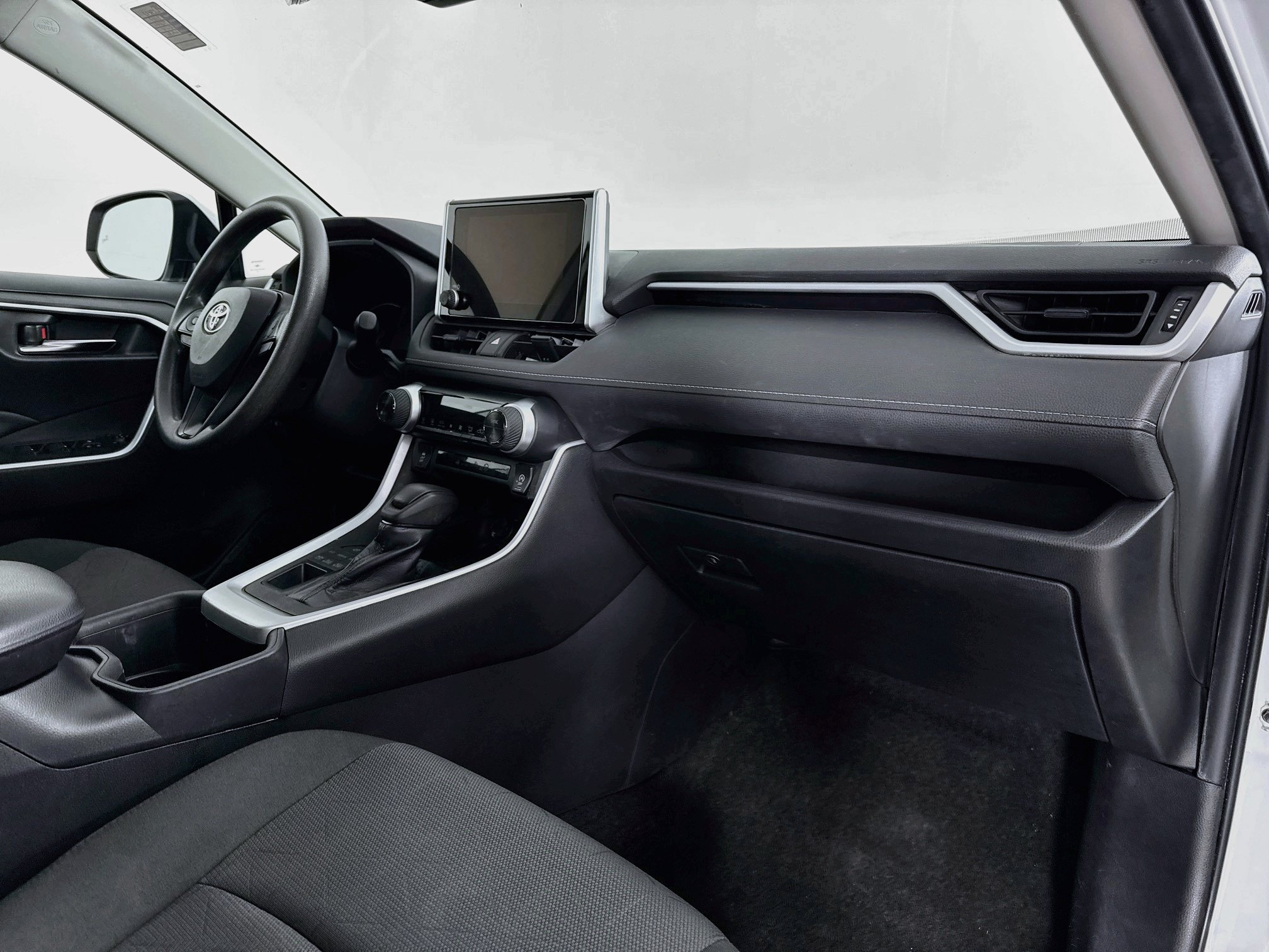 Certified 2023 Toyota RAV4 XLE AWD/4WD image 28