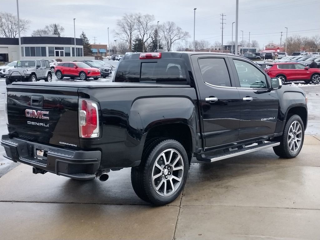 Used 2021 GMC Canyon Denali image 17