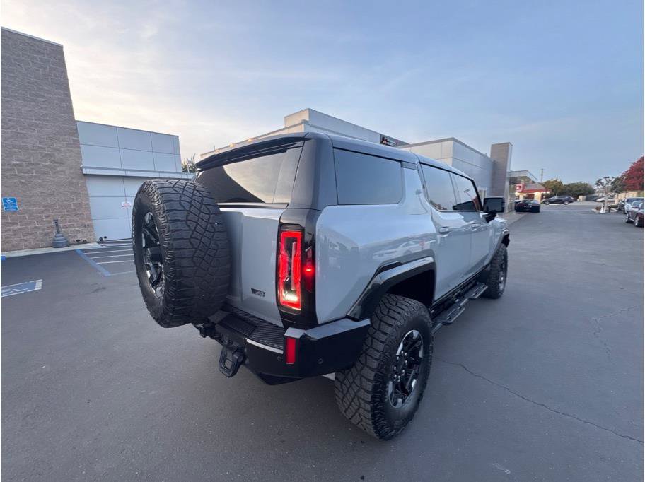 Used 2024 GMC Hummer EV 2X w/ Extreme Off-Road Package AWD/4WD image 5