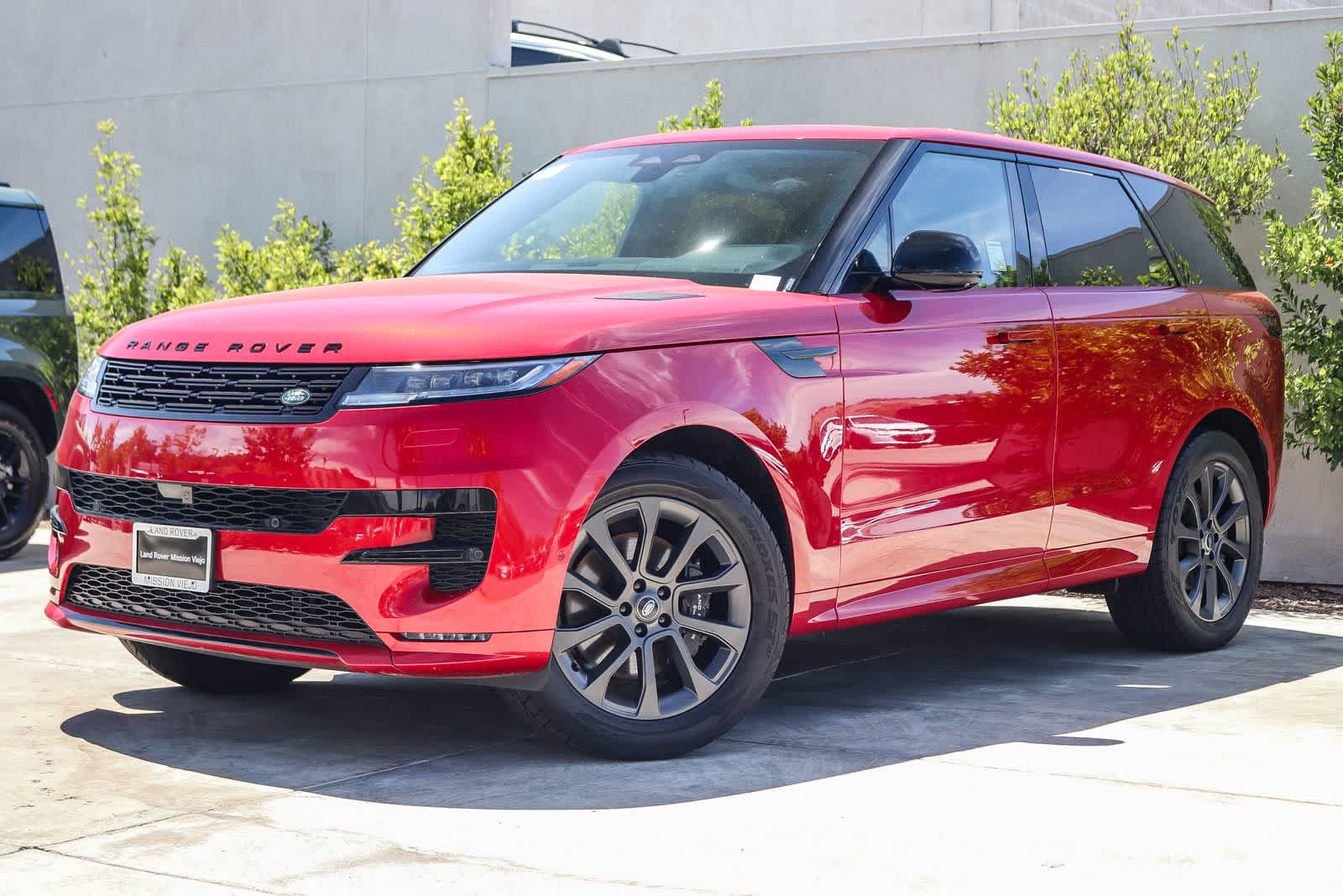 Used 2024 Land Rover Range Rover Sport Dynamic SE AWD/4WD image 1