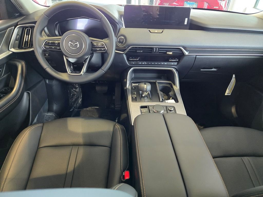 New 2025 MAZDA CX-70 Plug-In Hybrid w/ Premium Pkg image 15