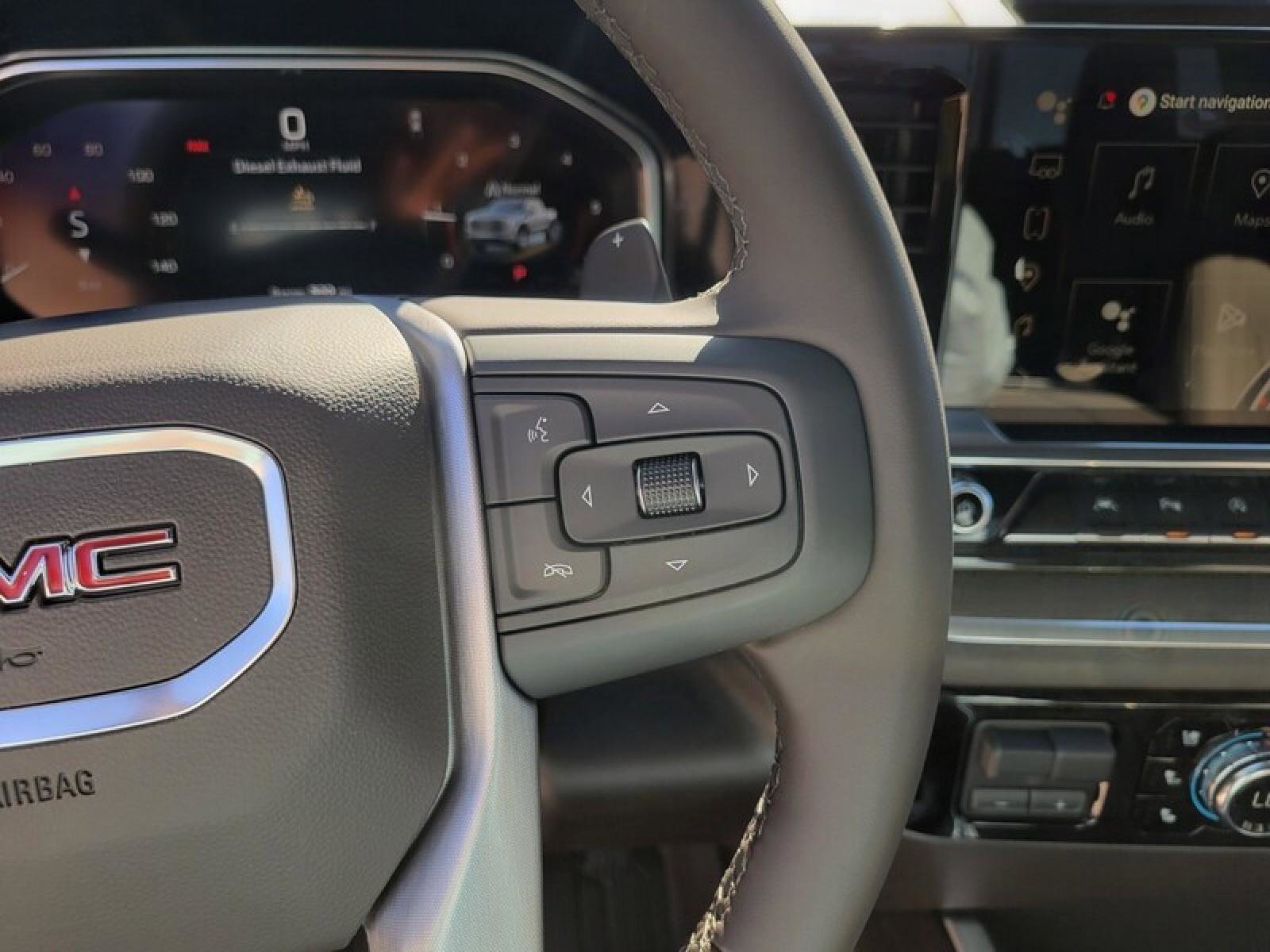 New 2026 GMC Sierra 1500 SLT image 17