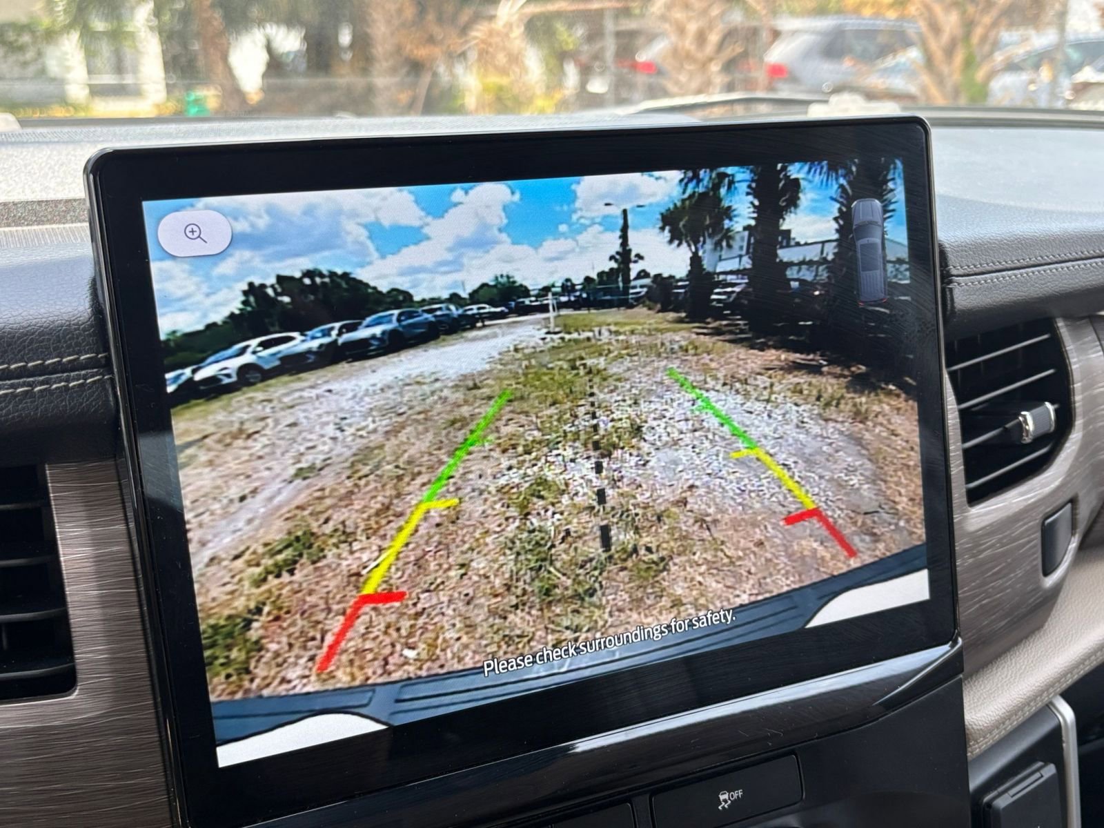 Used 2024 Ford Expedition Limited RWD image 27