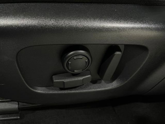 Used 2020 Land Rover Range Rover Evoque First Edition image 19