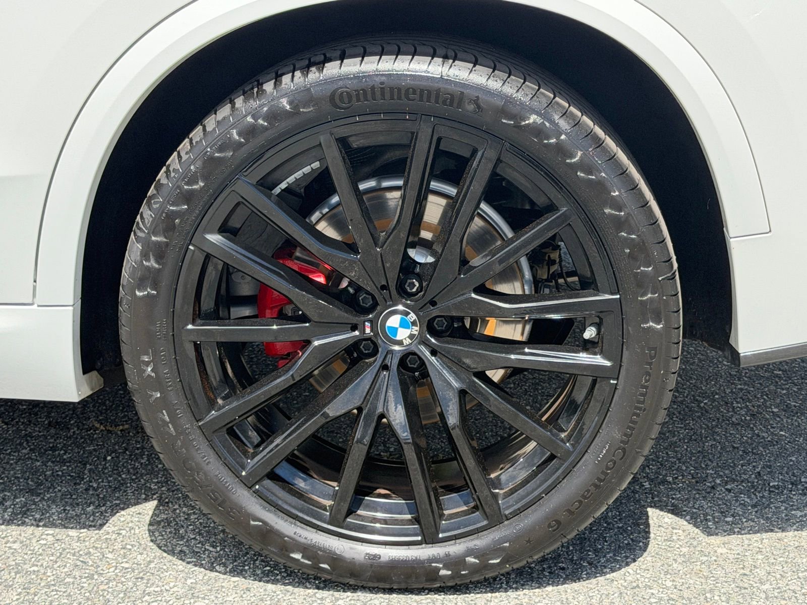 Certified 2022 BMW X5 xDrive40i w/ M Sport Package image 19