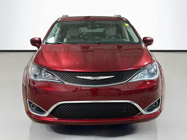Used 2017 Chrysler Pacifica Touring-L image 4