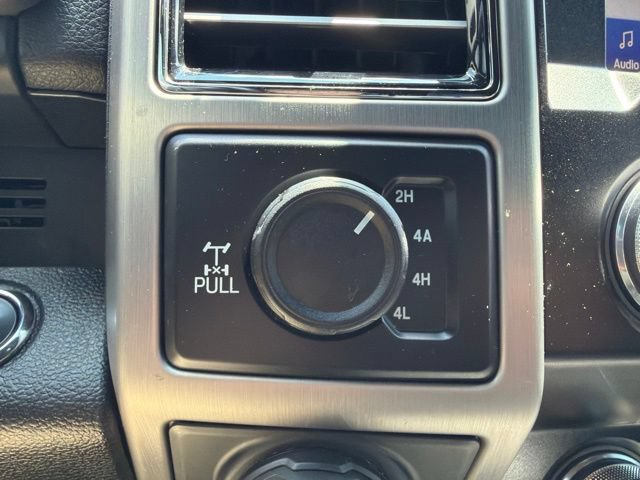 Used 2020 Ford F150 Platinum w/ Equipment Group 701A Luxury AWD/4WD image 38
