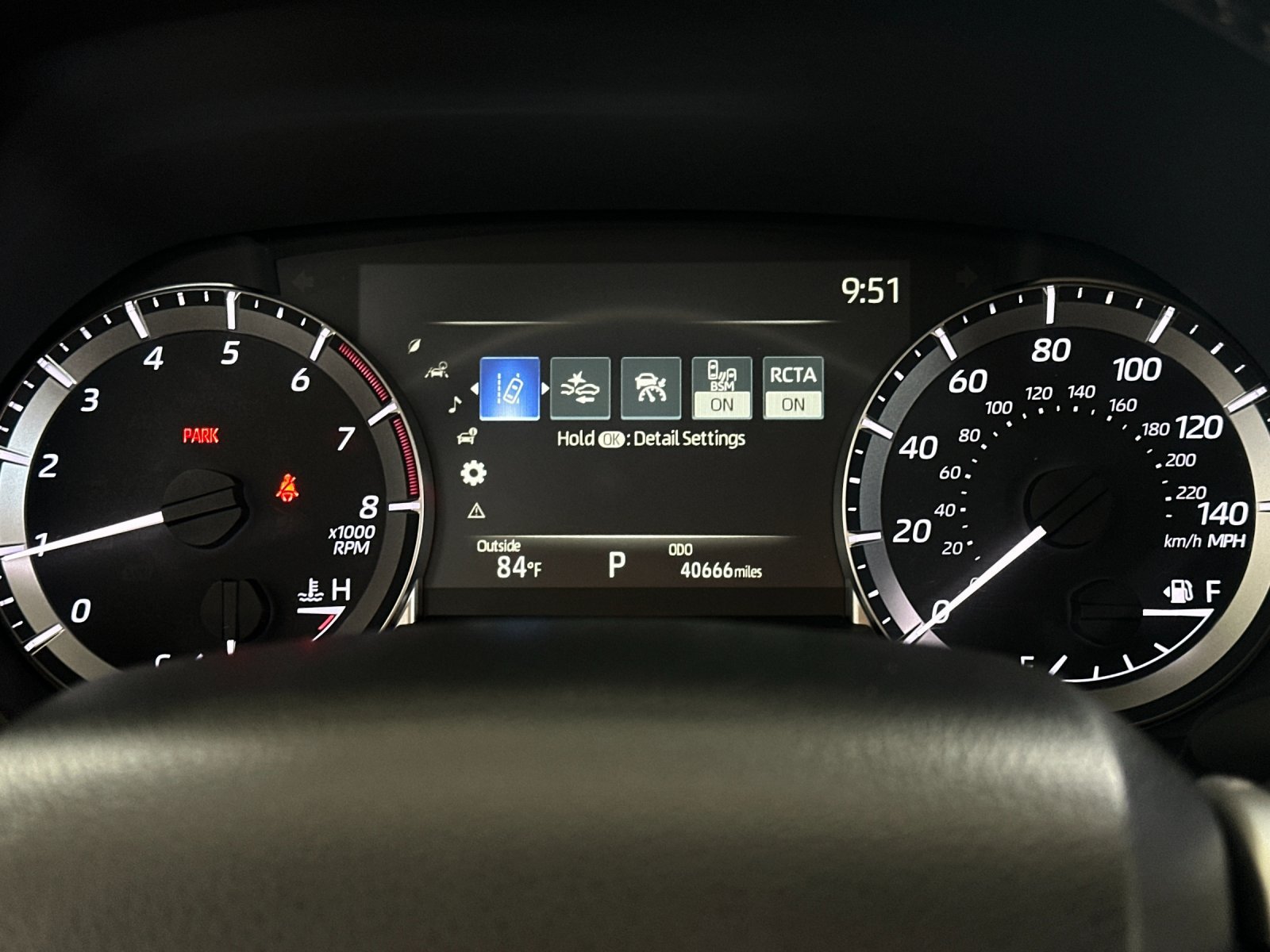 Used 2025 Toyota Highlander LE AWD/4WD image 23