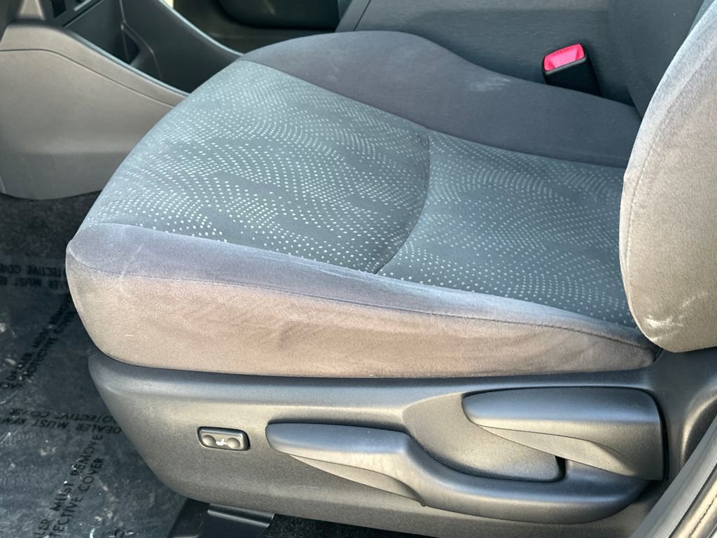 Used 2014 Toyota Prius V Three image 14