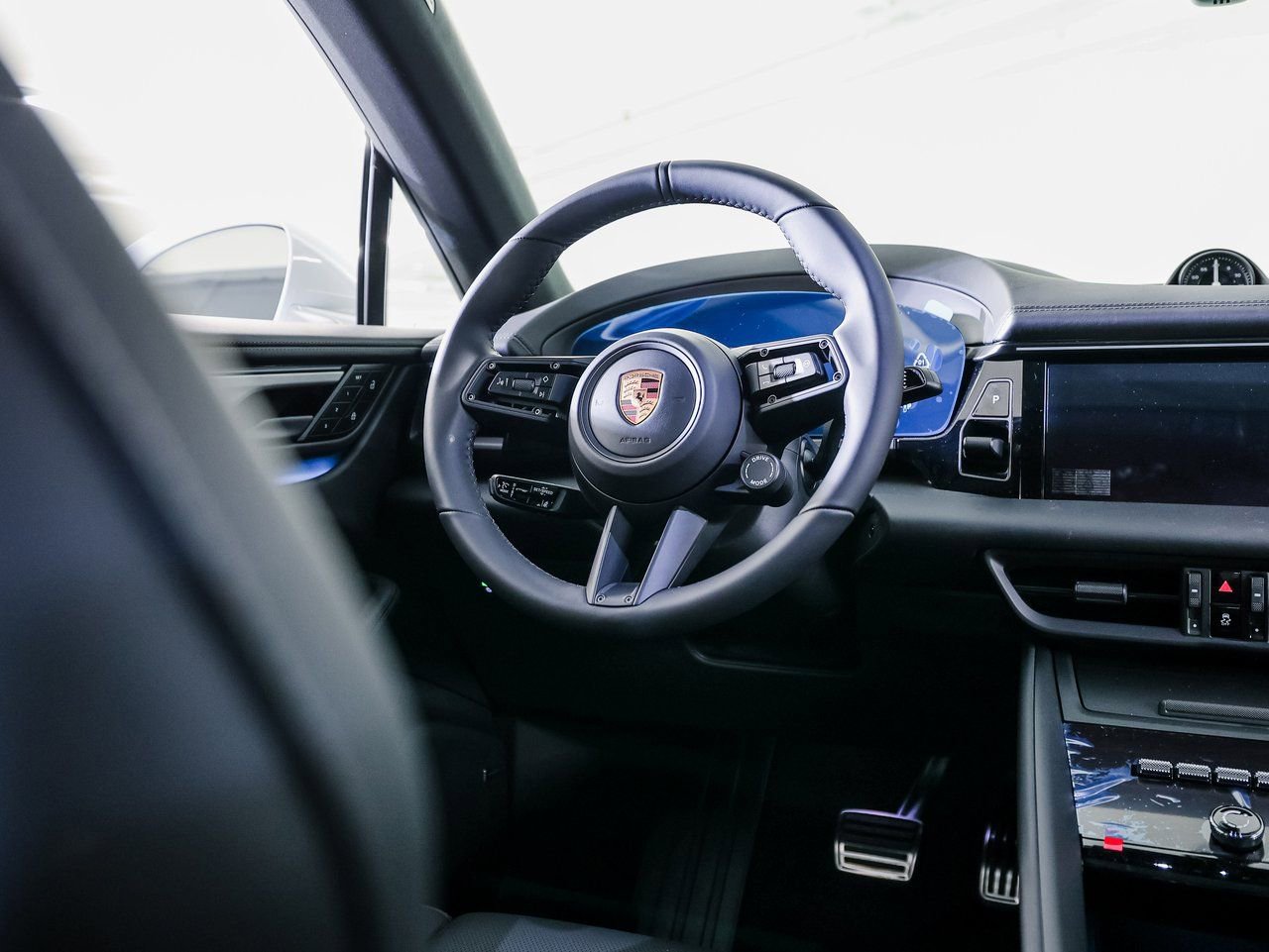 New 2026 Porsche Macan 4S Electric AWD/4WD image 27