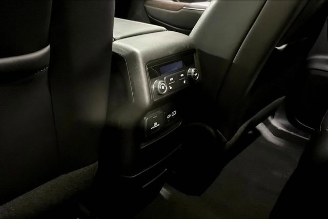 Used 2023 GMC Acadia Denali AWD/4WD image 34
